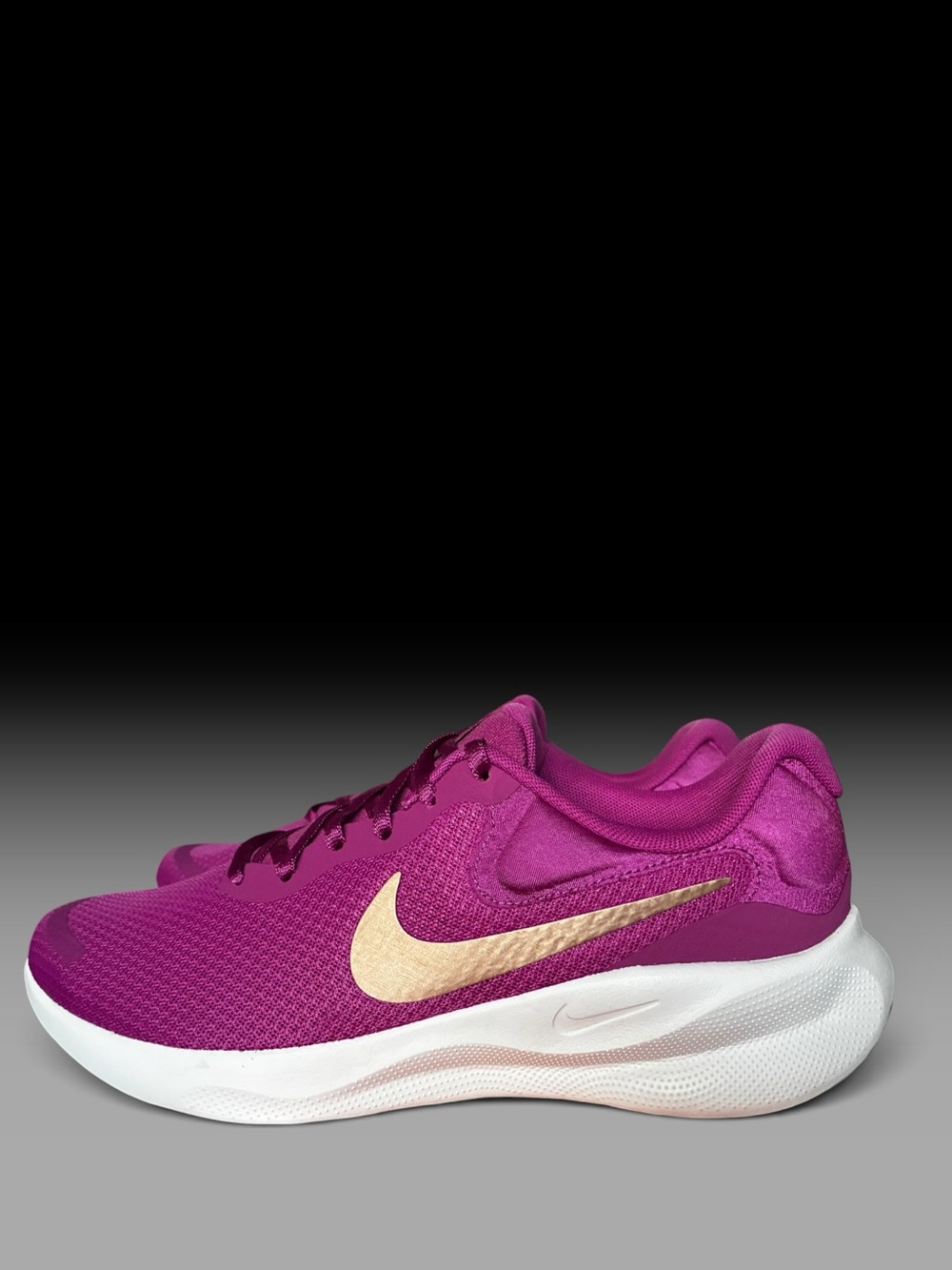 Nike Revolution Women’s Size 9 Brand New Running Sneakers Hot Fuchsia